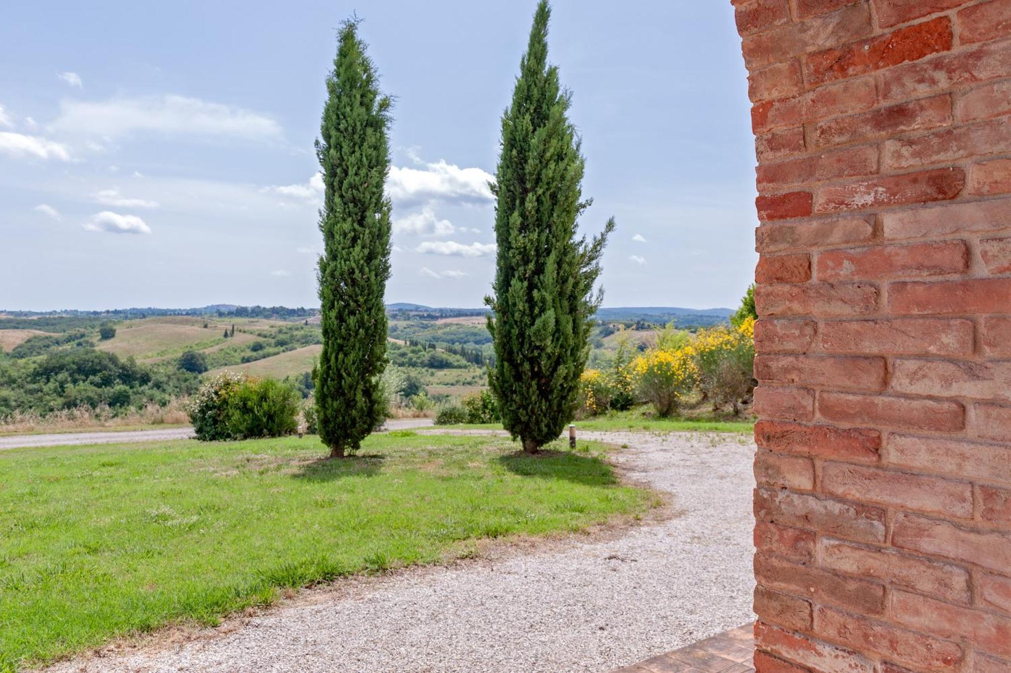 Il Borgo Delle Ville Palaia Exteriör bild