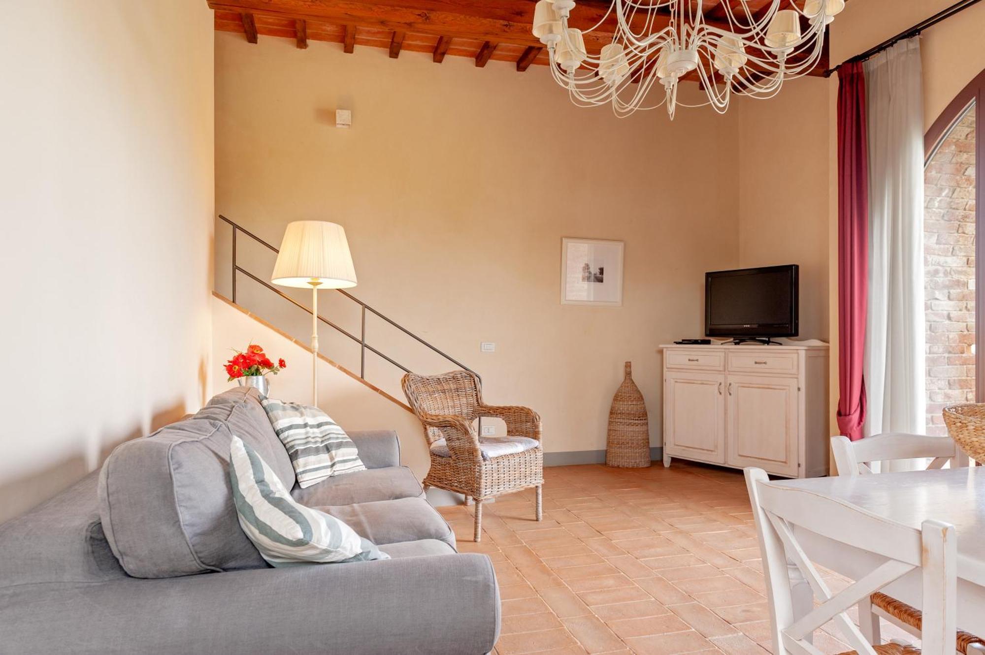 Il Borgo Delle Ville Palaia Exteriör bild