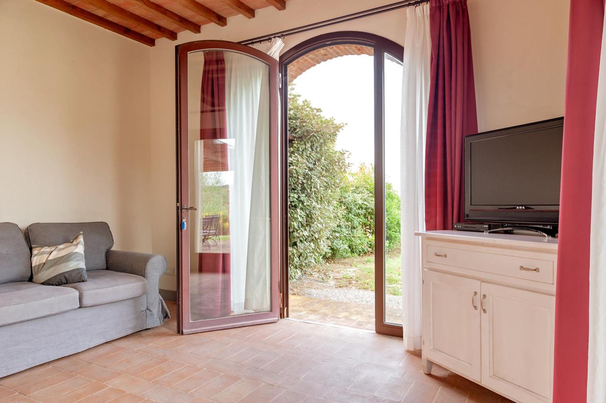 Il Borgo Delle Ville Palaia Exteriör bild