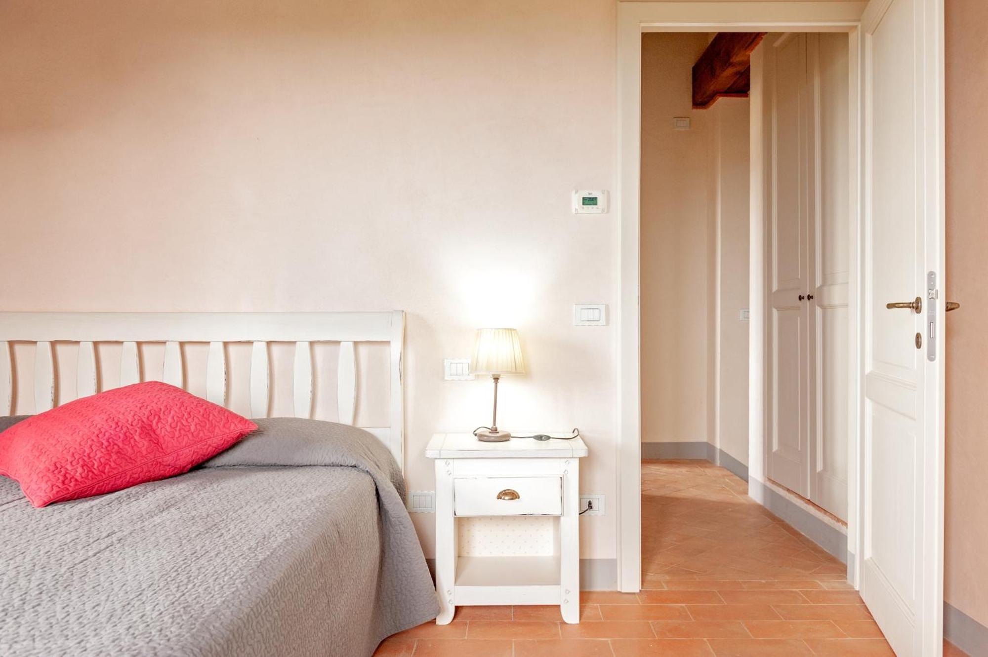 Il Borgo Delle Ville Palaia Exteriör bild
